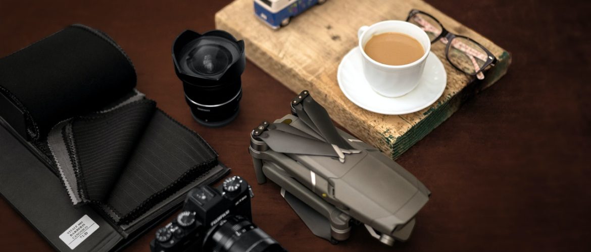 6 Essential Photography Items That Every Professional Needs